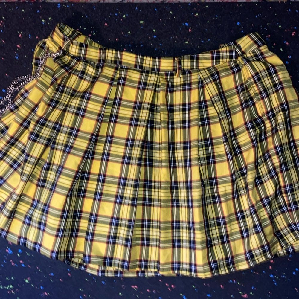 Yellow plaid skirt clueless